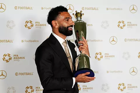 صلاح: التتويج بجائزة أفضل لاعب 3 مرات لم يحدث مطلقاً.. ولن أنساه أبداً